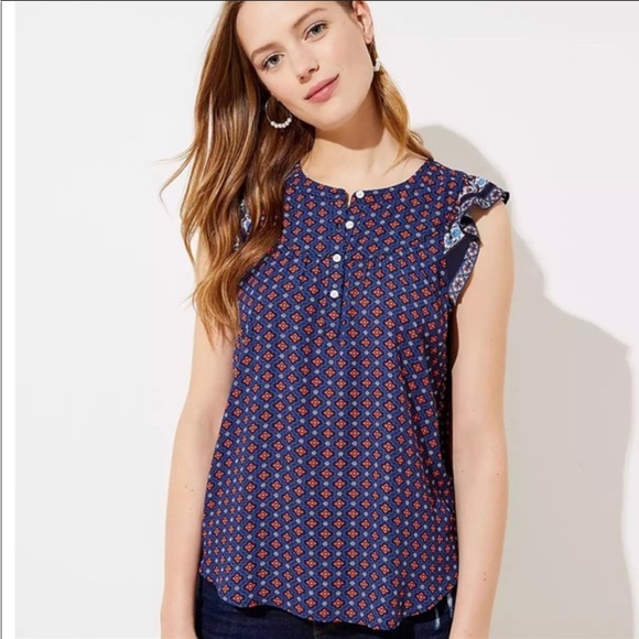 LOFT Tops - Women’s LOFT Border Floral Henley Shell in size Large